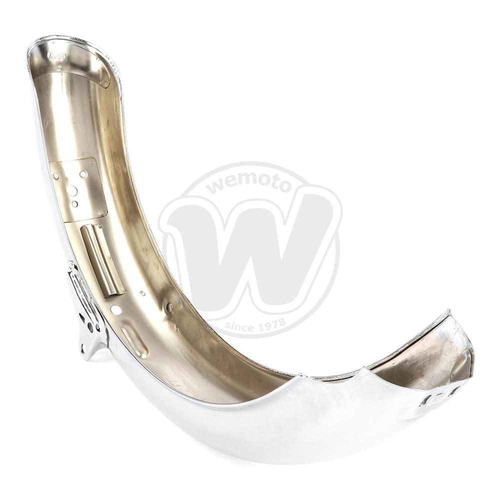 0NU2988_ae8432 three.jpg